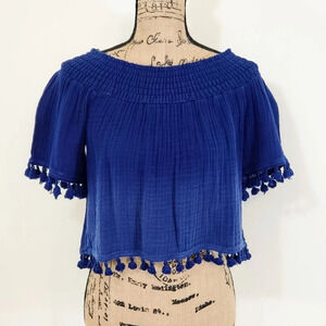 MICHAEL STARS  Womens Smocked Off the Shoulder Tassel Blouse Blue Size XS